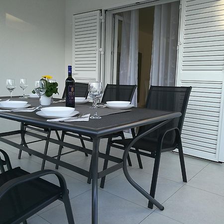 Holiday Home Bajlo Apartment With Three Bedrooms Zara Esterno foto