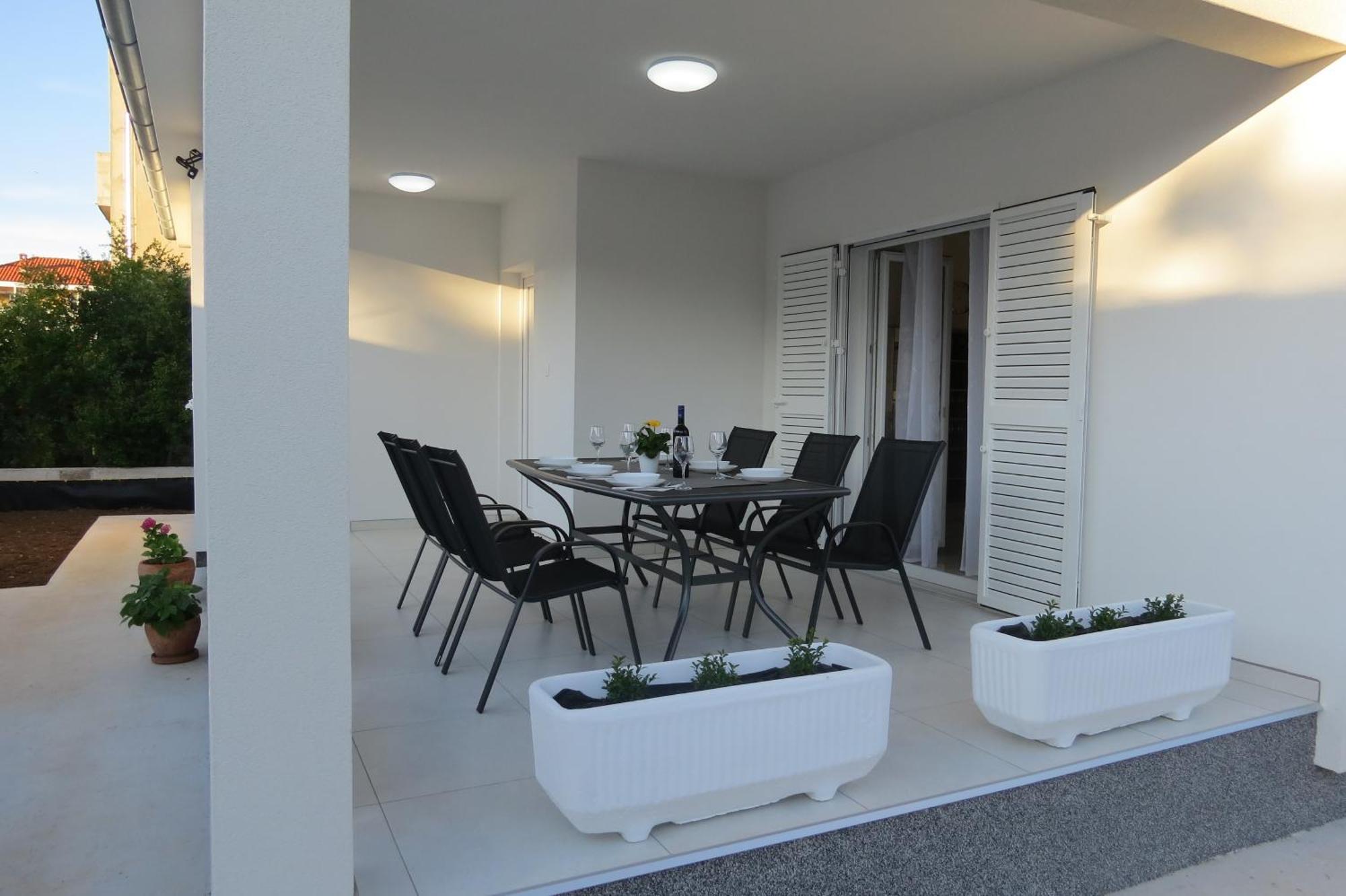 Holiday Home Bajlo Apartment With Three Bedrooms Zara Esterno foto